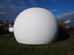 Строительство купольных домов под ключ — пример готового дома-сферы.